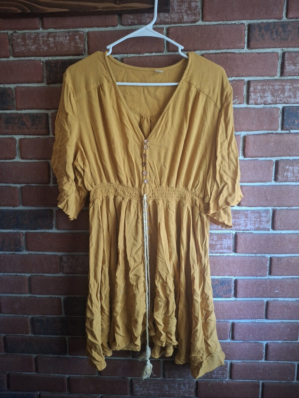 Yellow dress size XXL